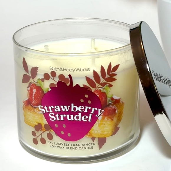 STRAWBERRY STRUDEL 3 Wick Candle - Picture 2 of 3